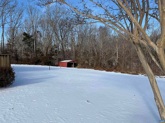 3rd image of 291 Arrow Head Ln