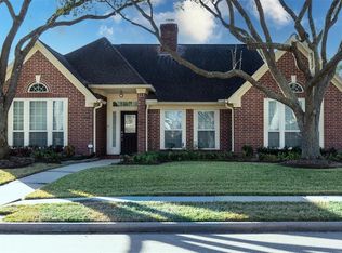 3902 Village Corner Dr, Houston, TX 77059