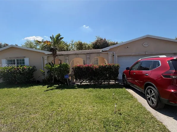 10724 SW 175th Ter, Miami, FL 33157