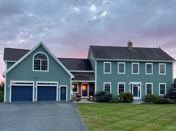 22 Appleseed Drive, Turner, ME 04282