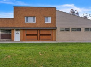 5223 Allen Rd, Allen Park, MI 48101