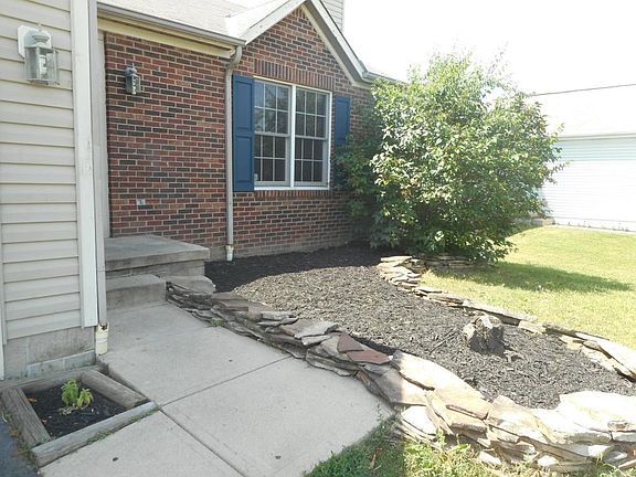3rd image of 2157 Brookbank Dr