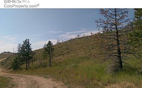 2nd image of 37 Twin Pillars Dr