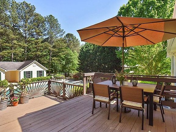 Back patio overlooking pool
