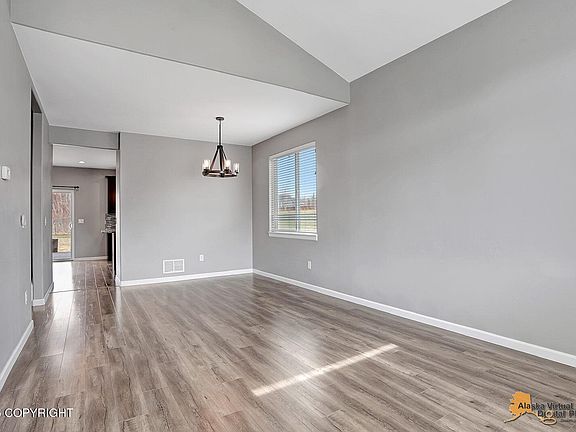 5th image of 4941 E Rooster Cir