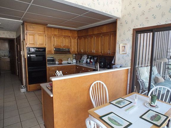 5th image of 104 Cherry Hills Dr