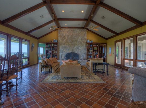 2nd image of 503 Highlands Dr