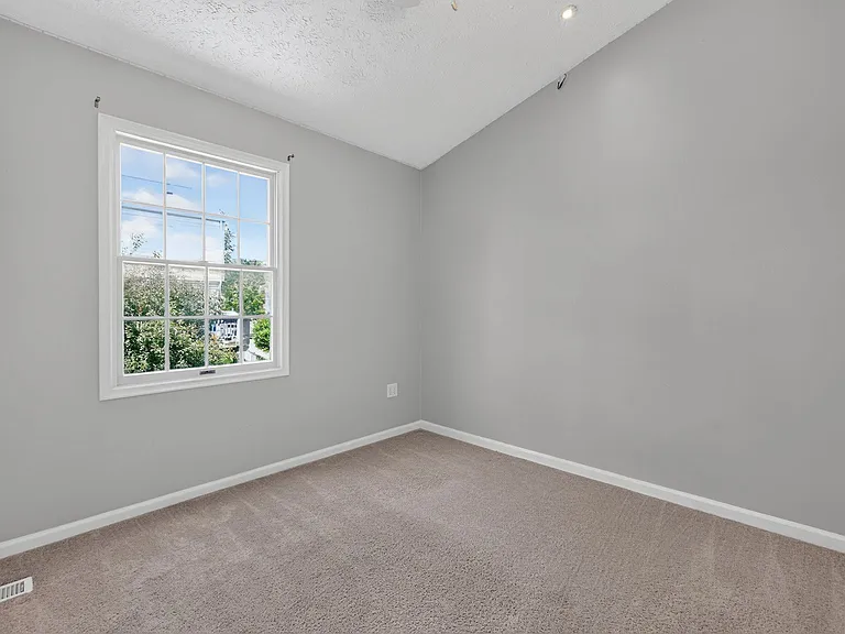 12547 Coral Grove Pl — Photo 8