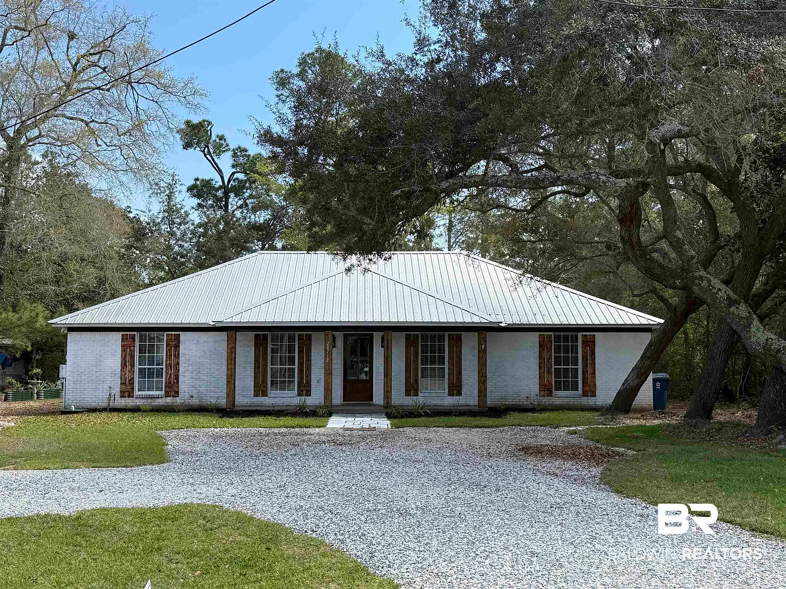 3 bed, 2.0 bath, 1848 sqft, $2,950 — Photo 2