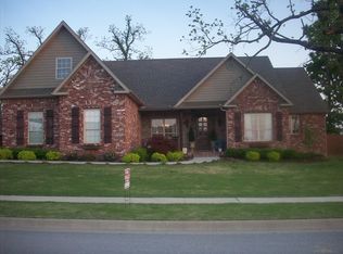3001 E Fossil Dr, Fayetteville, AR 72701