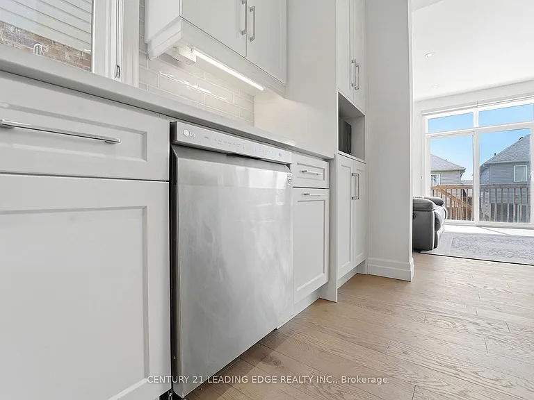 142 Rivertrail Ave — Photo 11