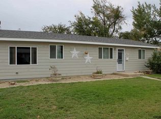 1862 Kit Carson Ave, Casper, WY 82604