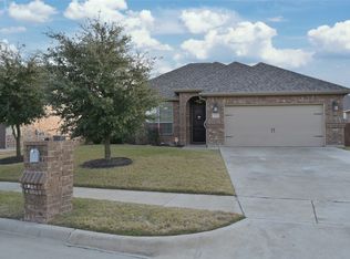 214 Brighton Ct, Midlothian, TX 76065