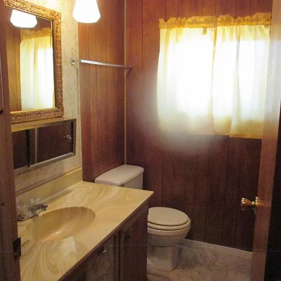 848 S Lyon Ave — Photo 9