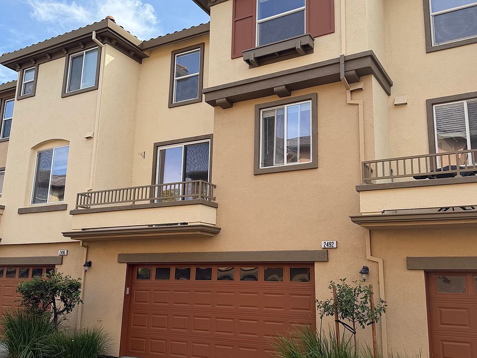 1st image of 2492 Millstream Ln