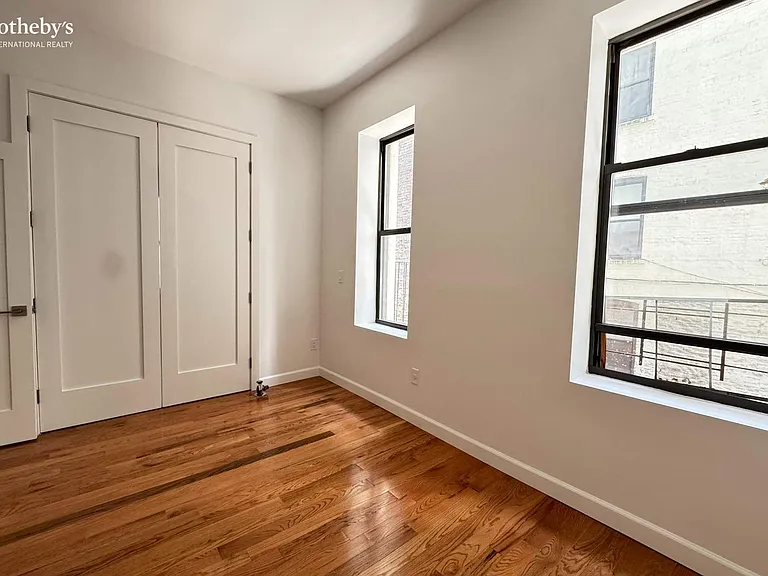 200 Claremont Ave #4 — Photo 9