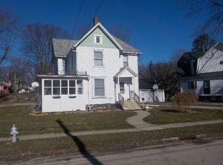 505 N Base St, Morrison, IL 61270