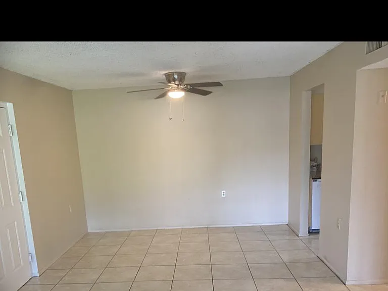 1127 Lake Terry Dr #F — Photo 3