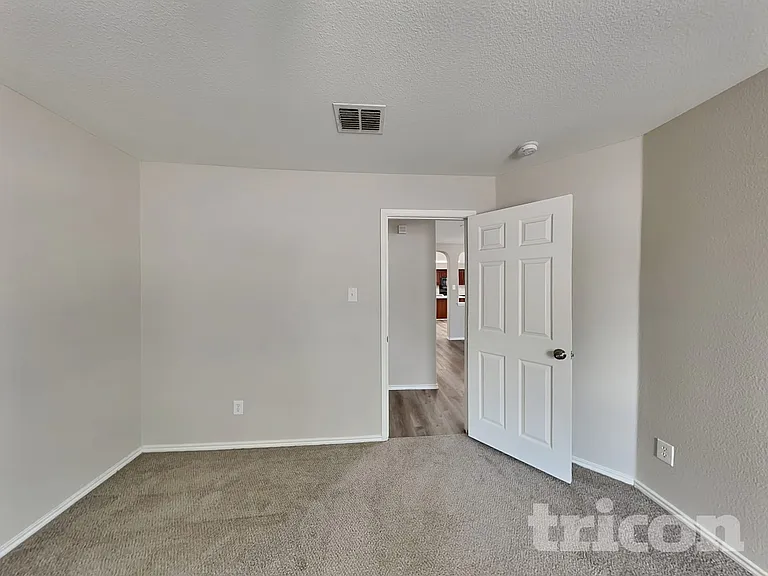 231 Cardinal Way — Photo 6