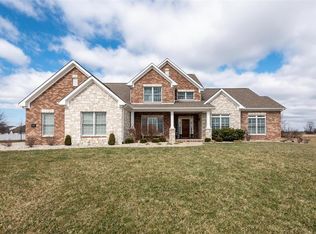 1491 Pasteur Ln, Swansea, IL 62226