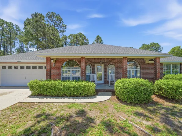 7199 Riverview St, Navarre, FL 32566