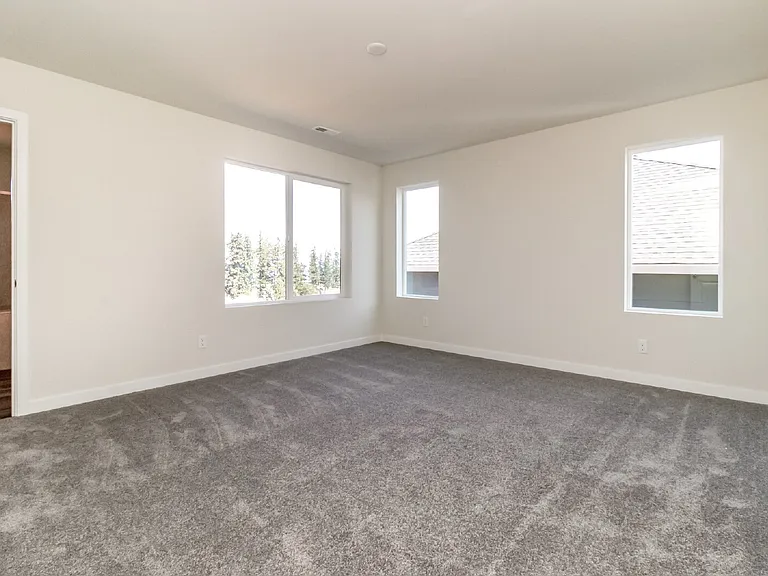 5632 S 302nd St — Photo 34