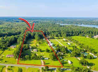 1079 Thomas Walters Rd, Pineville, SC 29468