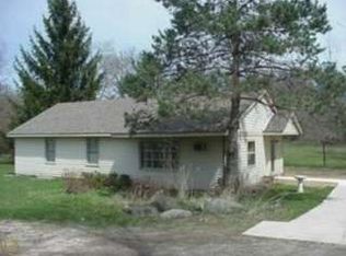 5680 McKeachie Rd, White Lake, MI 48383