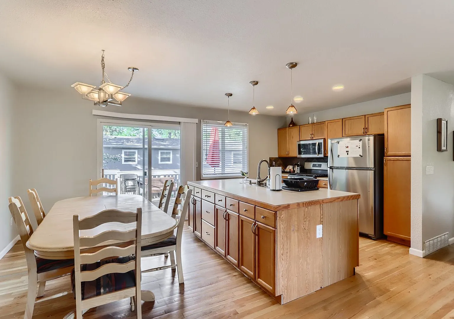 Spacious 5 BDR Lafayette Home - Close to Coal Creek Trail — Photo 1