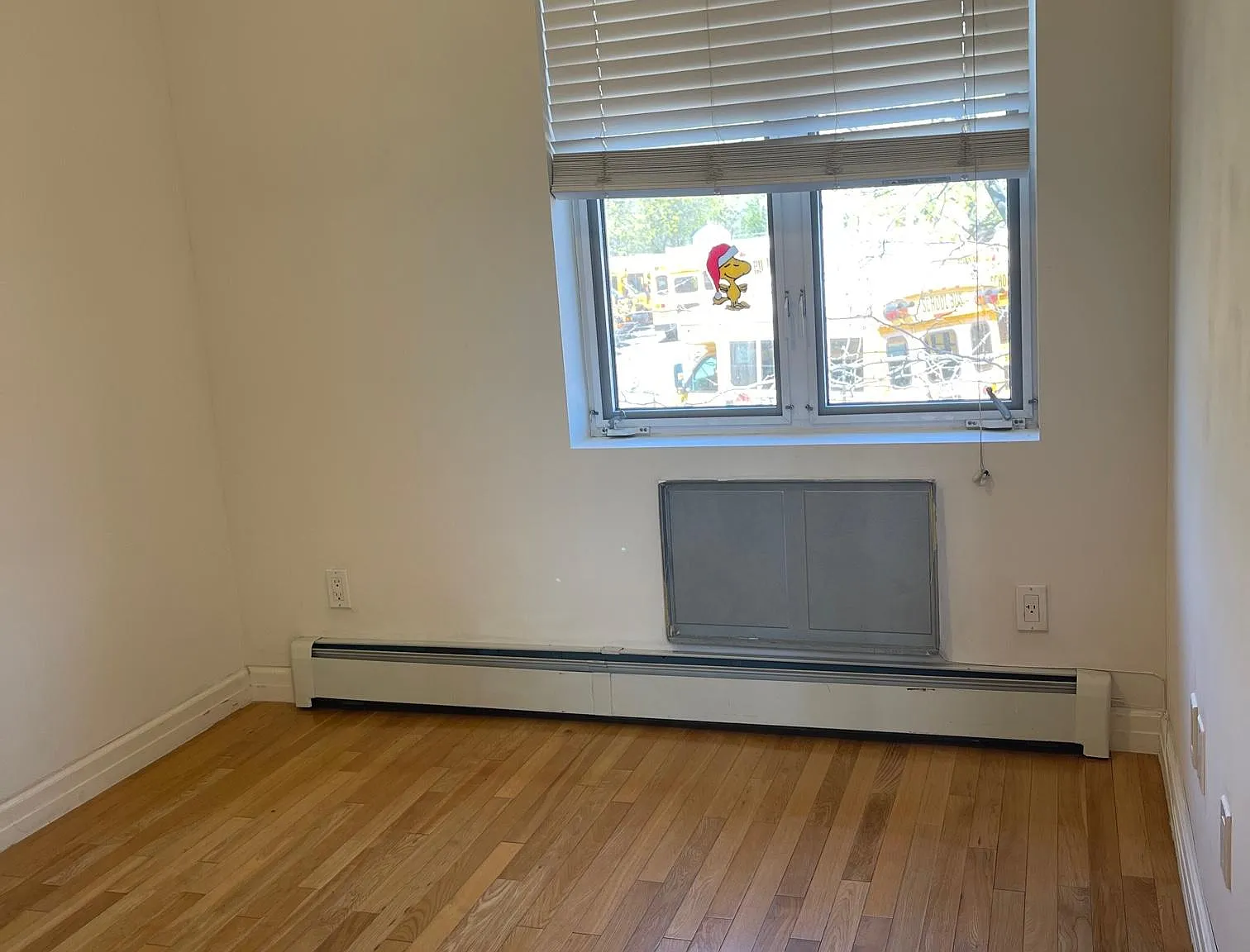 3 bed, $3,200 — Photo 4
