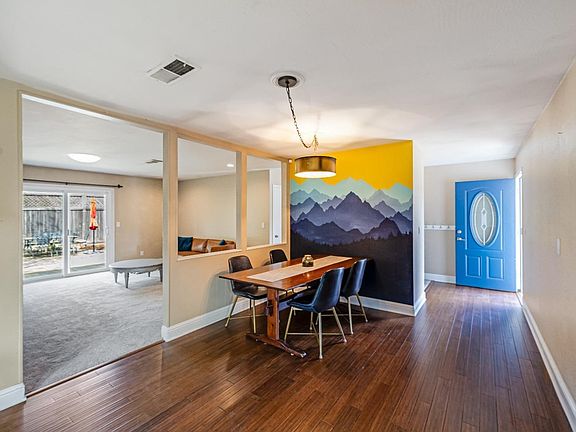 3rd image of 119 Sandalwood Court
