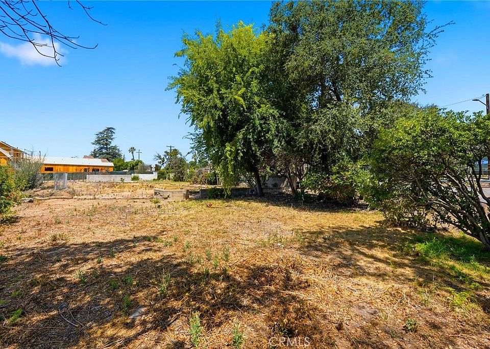 1st image of 1384 E Calaveras St Lot 8