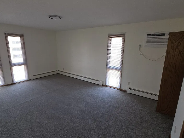 6305 York Ave S #301 — Photo 7