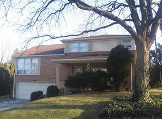 1071 Berkley Rd, York, PA 17402