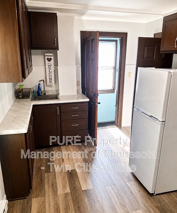 1st image of 1215 Galtier St