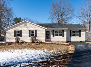 6 Canton Ln, Stuarts Draft, VA 24477