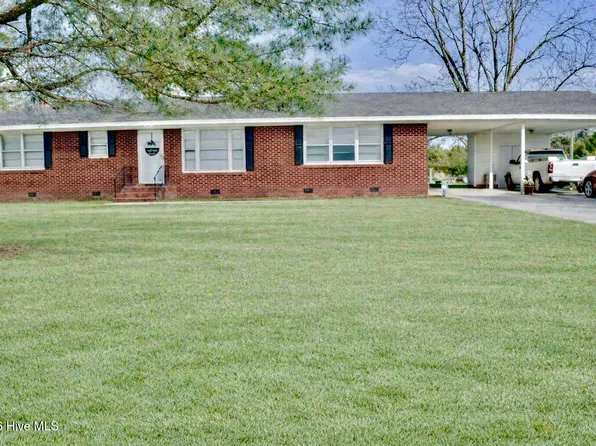 5271 Tobacco Road, Orrum, NC 28369