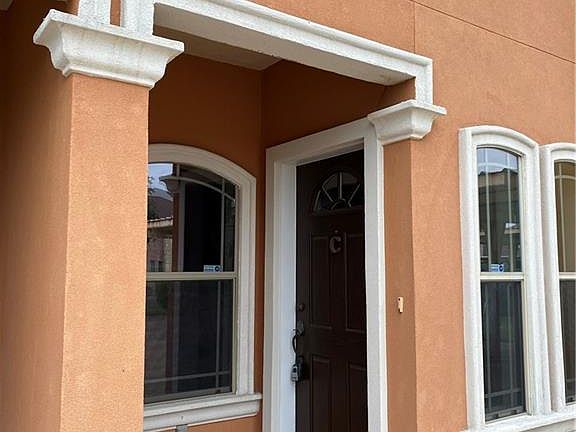 2nd image of 1309 W Fig Ave