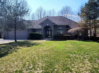 7100 Palms Rd, Fair Haven, MI 48023