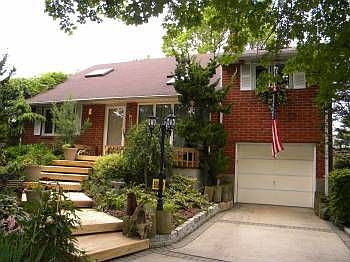 2nd image of 2 Lewis Ct