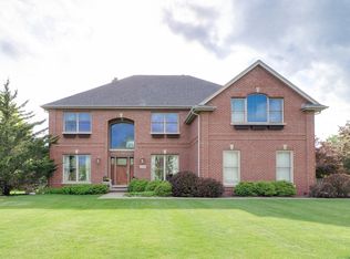 2104 Currant Ct, Bloomington, IL