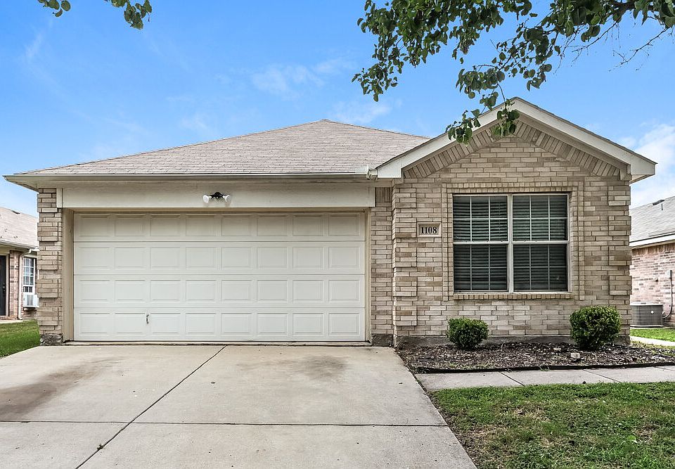 1st image of 1108 Boxwood Dr