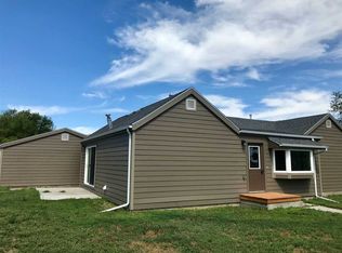 224 S 9th St, Thermopolis, WY 82443