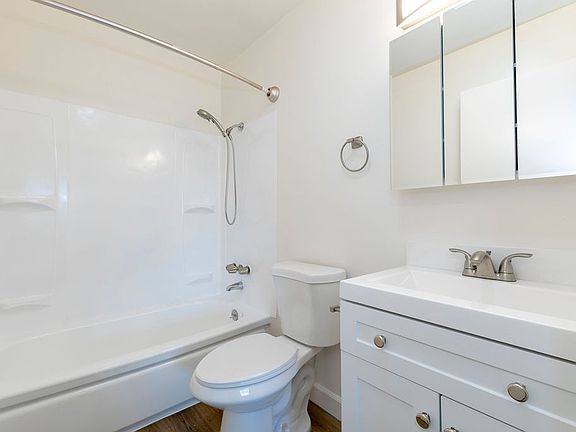 5th image of 430 Buena Vista Ave #310