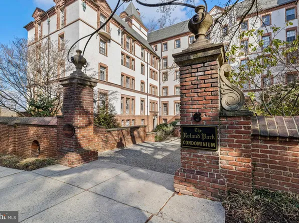 6 Upland Rd Unit B-1, Baltimore, MD 21210