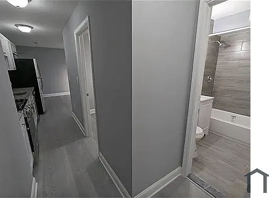 3 bed, $3,305 — Photo 3