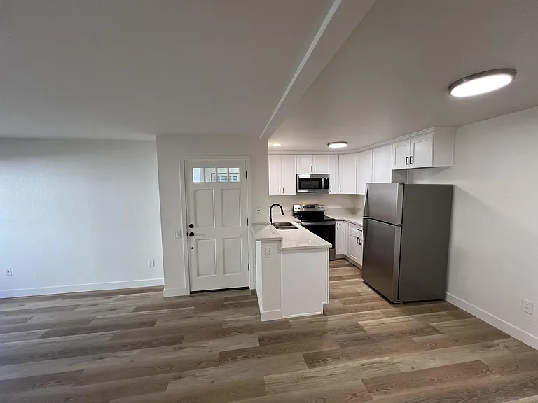 3552 Sunset Ln #22 — Photo 5