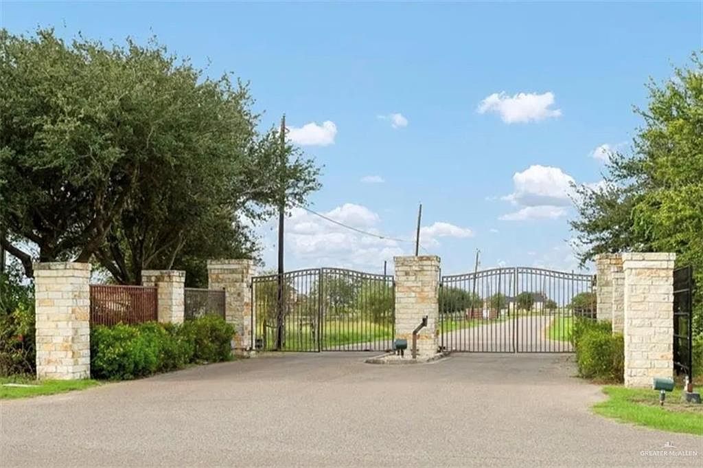 8710 Oak Meadow Dr, Edcouch, TX 78538 MLS 411427 Zillow