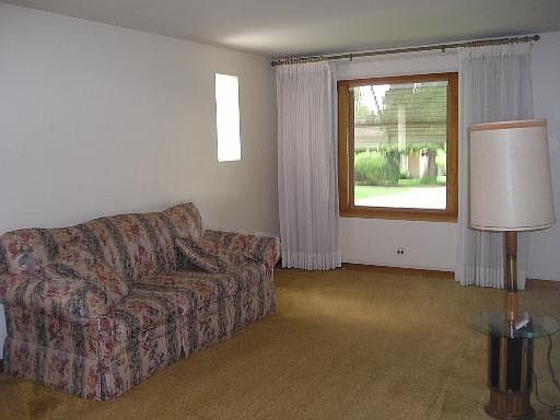 4th image of 4005 S Park Ave