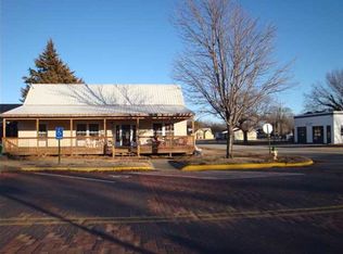 1019 Central St, Harper, KS 67058